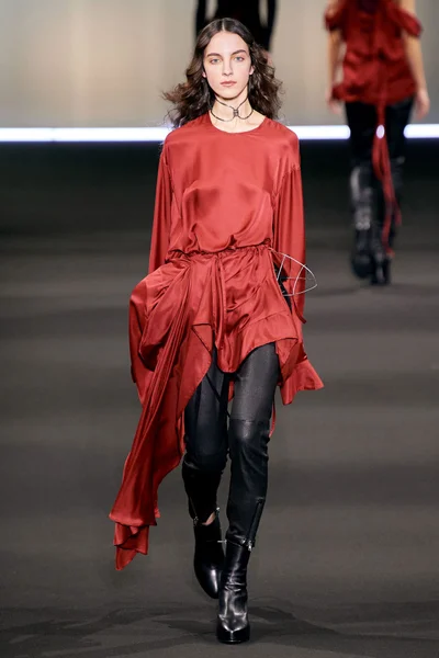Look 33